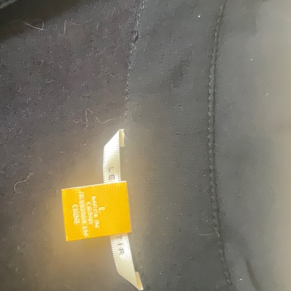 Leifsdottir BLK Collared Cold Shoulder Top - Picture 5 of 7